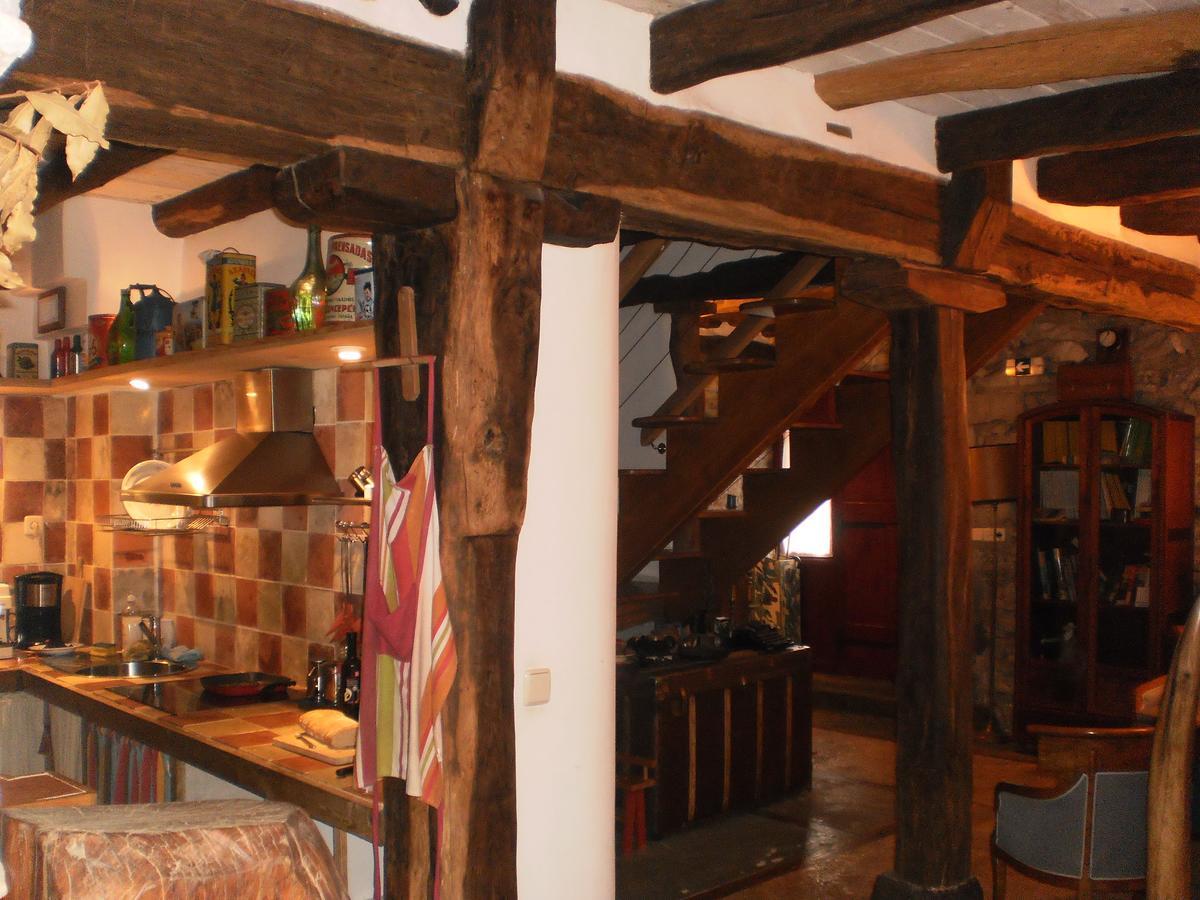 Larraenea Bed And Breakfast Лесака Экстерьер фото