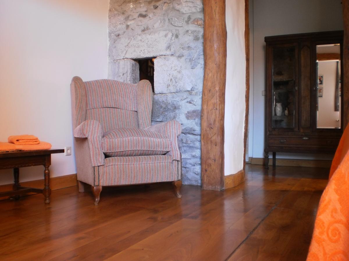 Larraenea Bed And Breakfast Лесака Экстерьер фото