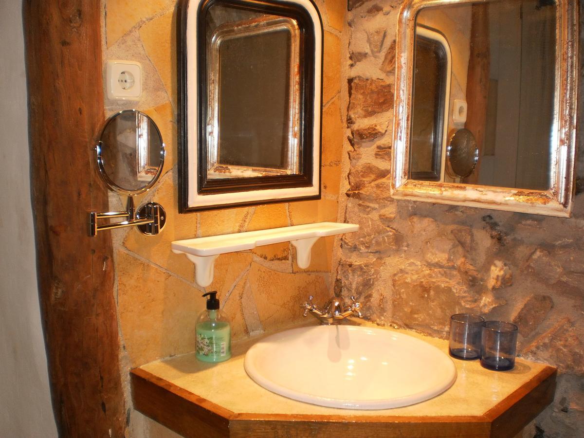Larraenea Bed And Breakfast Лесака Экстерьер фото